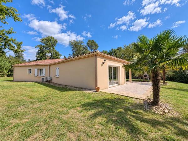 Vente                                                      Maison
                        
                     5 pièces                      134 m2                     à Le Vigan