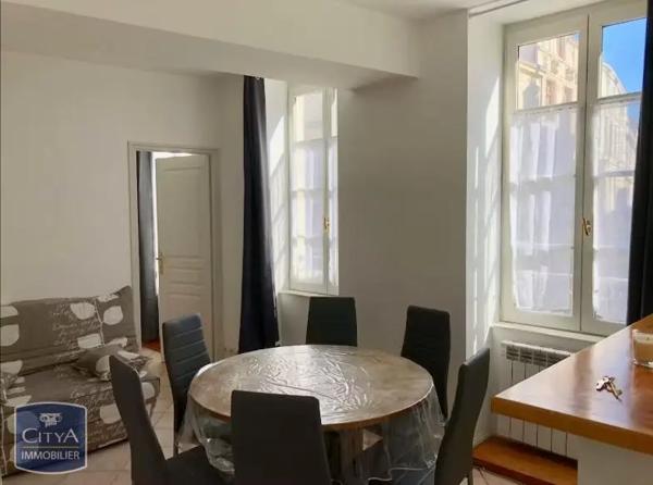 Appartement à louer 2 pièces 40.92m² La Rochelle (17000)