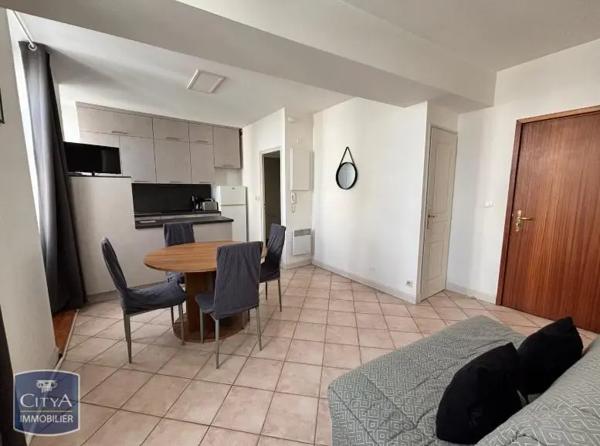 Appartement à louer 2 pièces 40.92m² La Rochelle (17000)