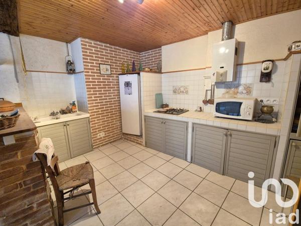 Maison 3 pièces de 74 m² à Saint-Amans-Valtoret (81240)