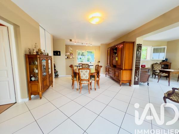 Maison à vendre 7 pièces 140,8 m² Bon-Encontre