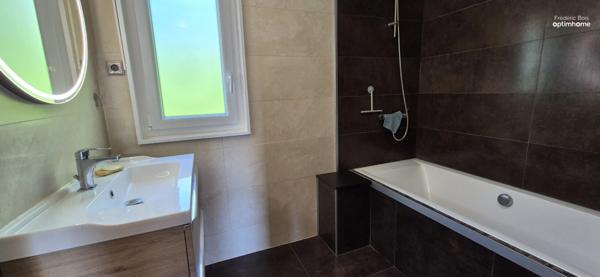 Maison Familiale Clé en Main, Calme & Confort à Moins d’1h de Lyon !