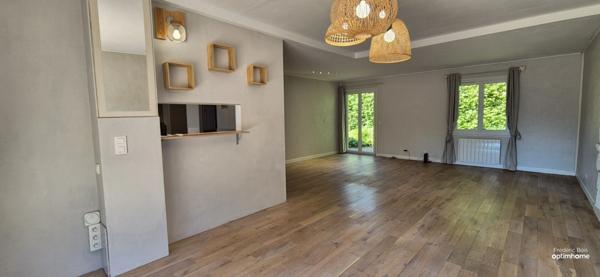 Maison Familiale Clé en Main, Calme & Confort à Moins d’1h de Lyon !