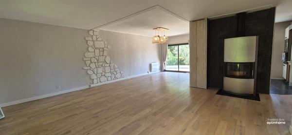 Maison Familiale Clé en Main, Calme & Confort à Moins d’1h de Lyon !