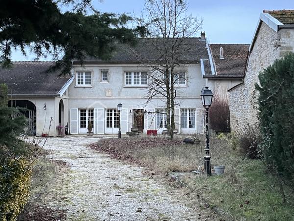 Maison de 308 m²
