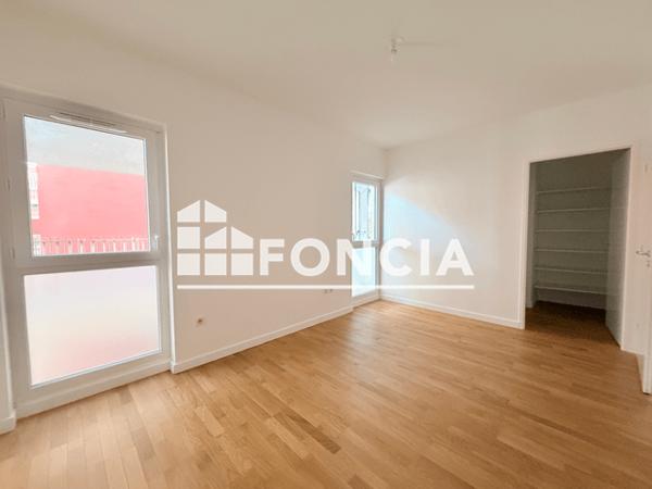 Location Appartement 4 pièces 103.5 m² - 8 RUE VICTOR GARAIX Chartres 28000