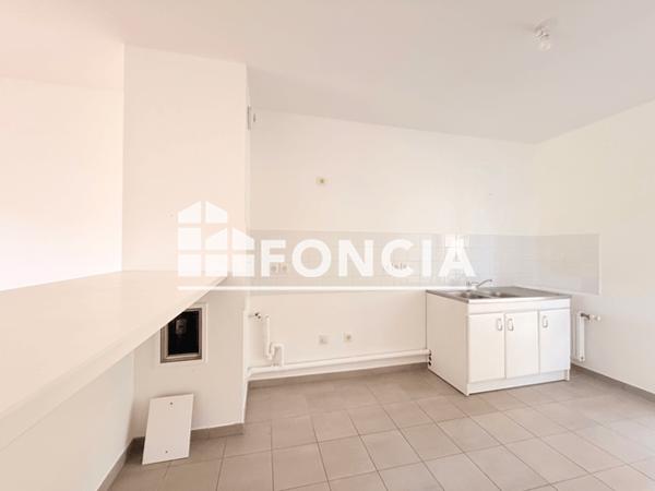 Location Appartement 4 pièces 103.5 m² - 8 RUE VICTOR GARAIX Chartres 28000