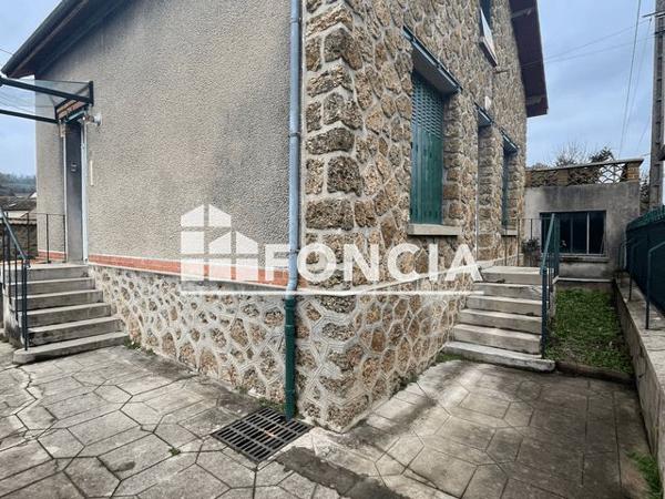 Location Maison 5 pièces 100 m² - 11 AV DU GENERAL DE GAULLE Chateau Thierry 02400