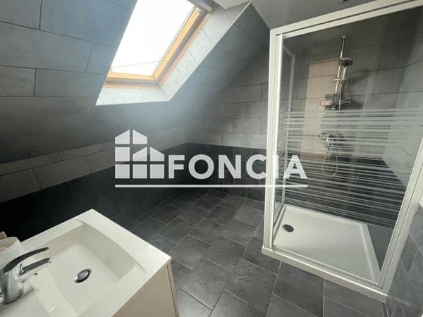 Location Maison 5 pièces 100 m² - 11 AV DU GENERAL DE GAULLE Chateau Thierry 02400