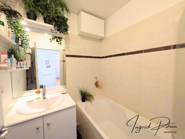 Appartement à vendre 3 pièces - Dernier Etage + Balcon - Triangle d'Or de PANTIN (93)