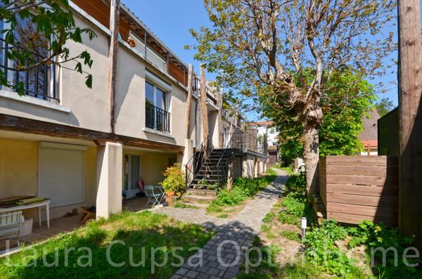 FONTENAY-AUX-ROSES HYPER CENTRE, 15 MIN RER, STUDIO 24,81 M², CAVE, COUR COMMUNE