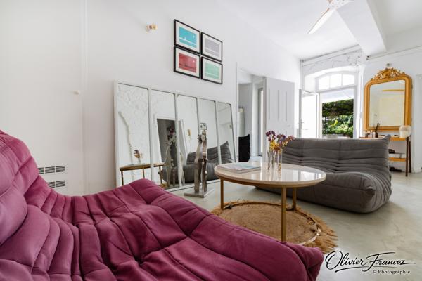 Maison
         9 pièces
        - 195 m² Bien prestige 1 250 000 € *