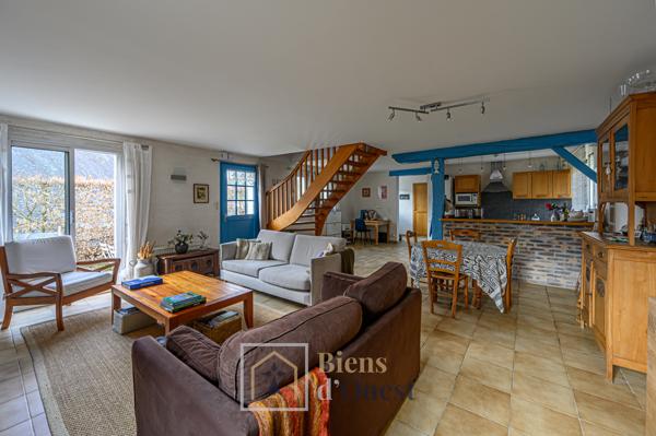 Maison ancienne rénovée avec jardin SAINT GOUSTAN AURAY