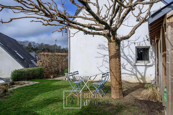 Maison ancienne rénovée avec jardin SAINT GOUSTAN AURAY
