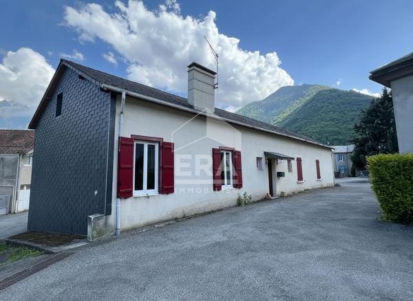 Maison de plain-pied avec garage et 2 chambres à Pierrefitte-Nestalas