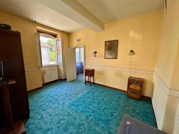 Maison de caractère avec dépendance au cœur de Manciet