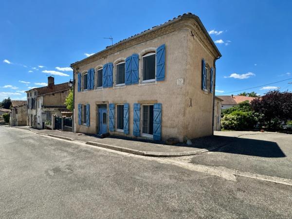 Maison de caractère avec dépendance au cœur de Manciet