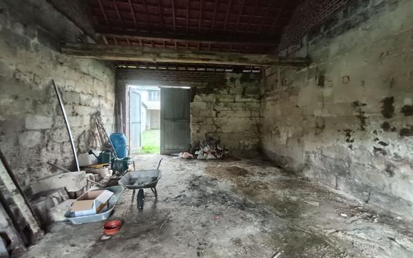 Maison à vendre    1 pièce •  Blérancourt