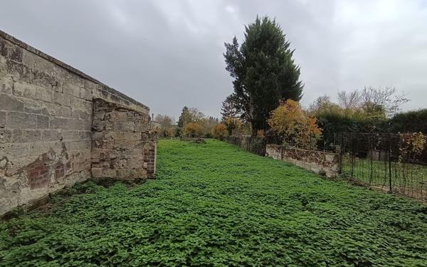 Maison à vendre    1 pièce •  Blérancourt