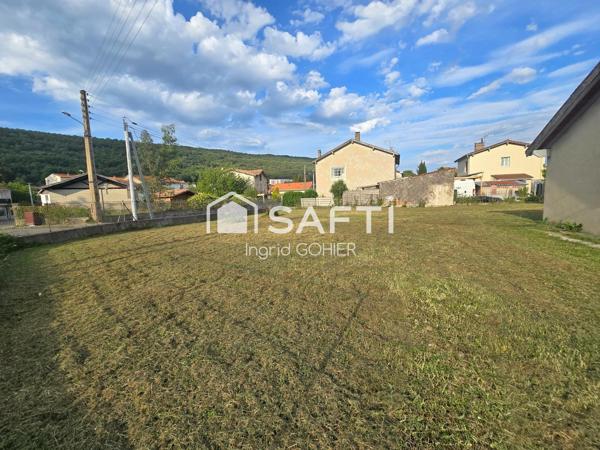 Rare terrain constructible en plein centre de Lavelanet