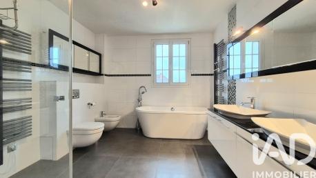 Maison à vendre 7 pièces 230 m² Poissy