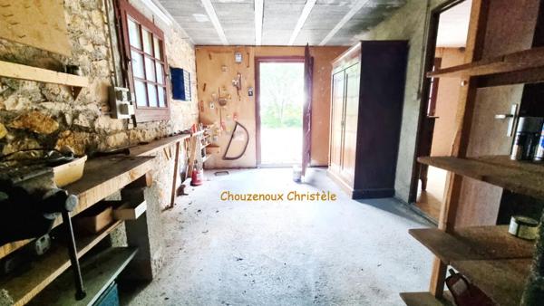 24330  Milhac d'Auberoche : maison Périgourdine