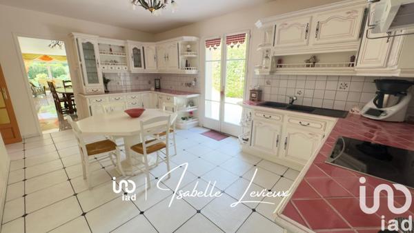 Maison à vendre 9 pièces 236 m² Brueil-en-Vexin