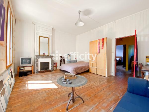 Maison 9 pièces - 250 m²