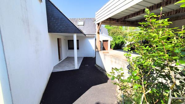 Fouesnant (29170) Fouesnant Maison de 9 pièces principales de 215 m²