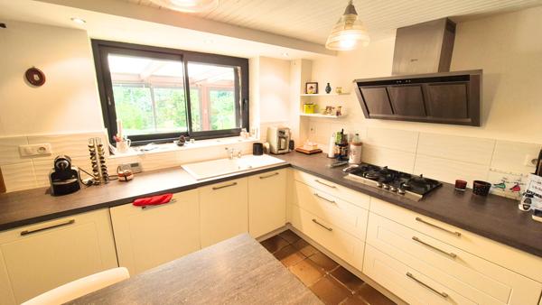 Fouesnant (29170) Fouesnant Maison de 9 pièces principales de 215 m²