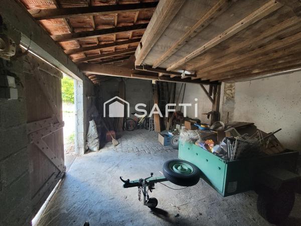 BATISSE Hypercentre 3ch +Cour +Jardin +Dépendances