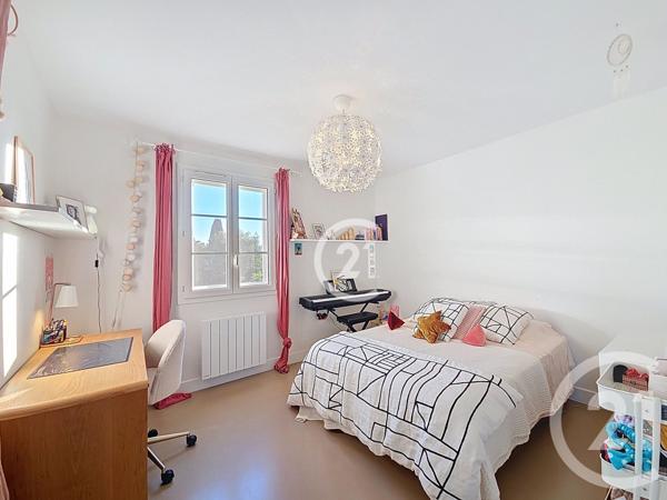 Maison à vendre  5 pièces - 130 m2 ST MARTIN DE CRAU - 13