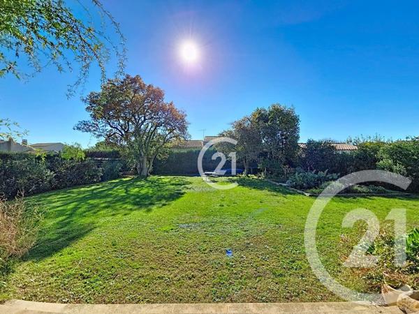 Maison à vendre  5 pièces - 130 m2 ST MARTIN DE CRAU - 13