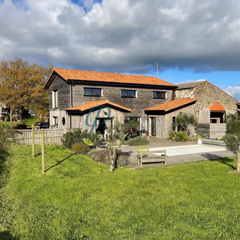 Maison 7 pièces 170 m²