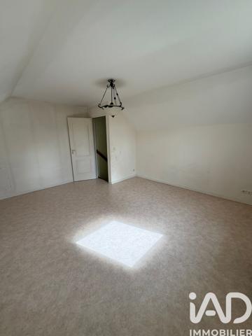 Maison à vendre 5 pièces 97 m² Beaufort-en-Anjou