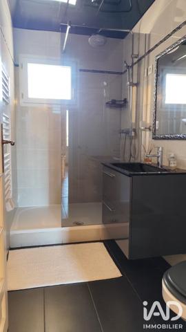 Appartement à vendre 4 pièces 69 m² Marseille 4