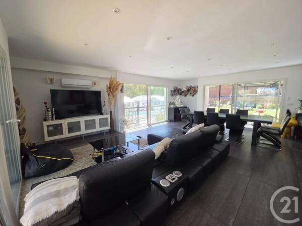 Maison à vendre  6 pièces - 225 m 2   CARBONNE  - 31