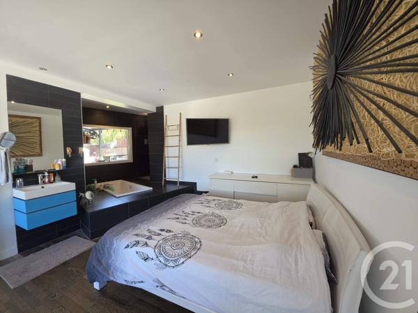Maison à vendre  6 pièces - 225 m 2   CARBONNE  - 31