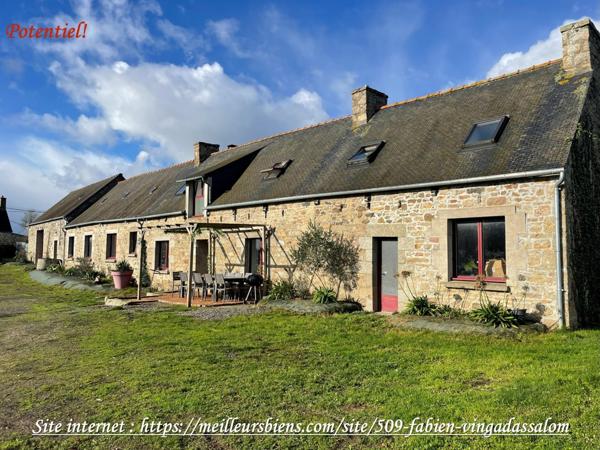 Longere traditionnellle en pierre de taille