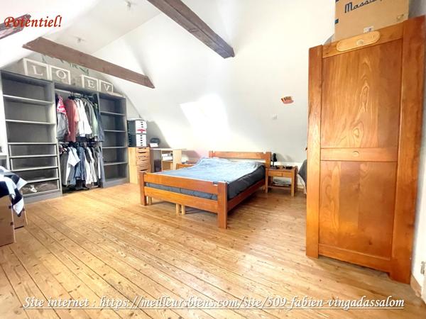 Longere traditionnellle en pierre de taille