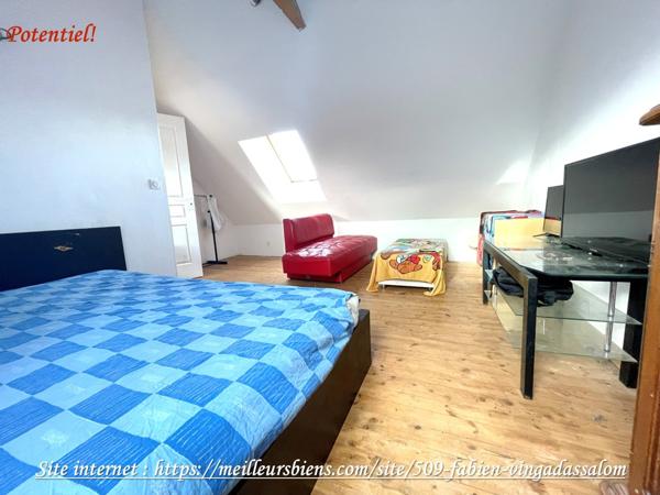 Longere traditionnellle en pierre de taille