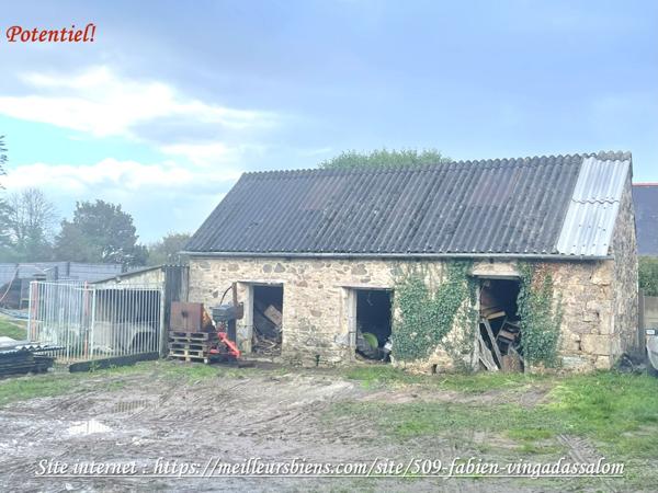 Longere traditionnellle en pierre de taille