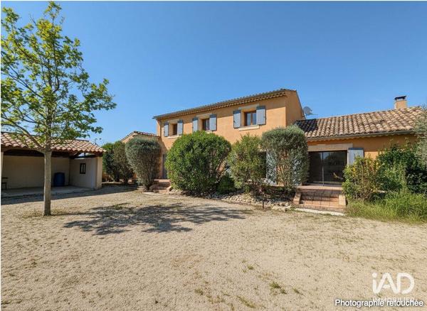 Maison à vendre 6 pièces 225 m² Camaret-sur-Aigues