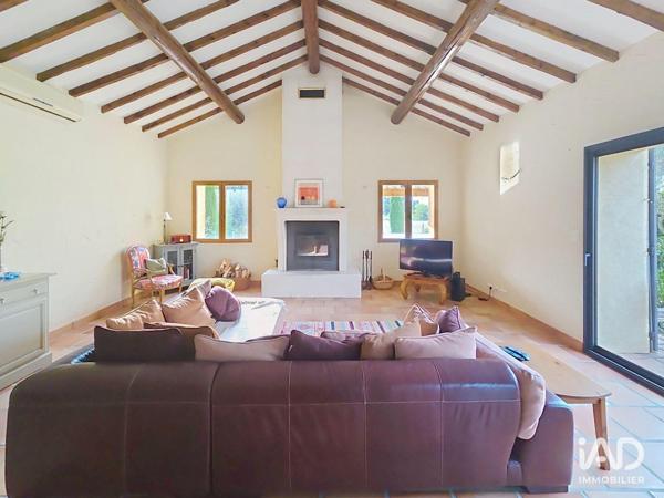 Maison à vendre 6 pièces 225 m² Camaret-sur-Aigues