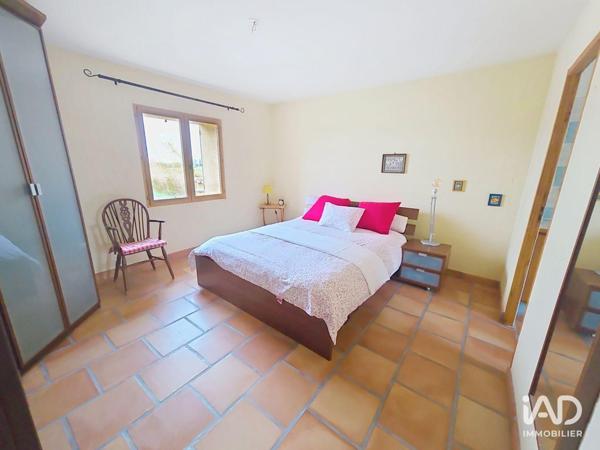 Maison à vendre 6 pièces 225 m² Camaret-sur-Aigues