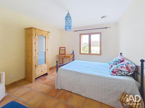 Maison à vendre 6 pièces 225 m² Camaret-sur-Aigues