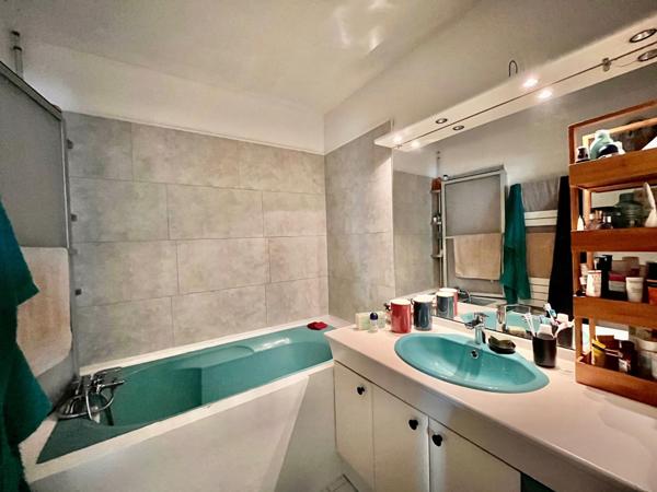 Duplex 99m², terrasse de 25 m², proche gare