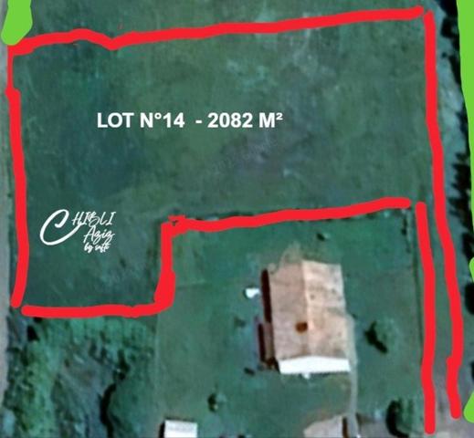 Terrain constructible de 2 082 m² situé dans un quartier calme et tranquille, idéal pour concrétiser votre projet de construction. Environnement paisible, cadre agréable et belle superficie offrant de nombreuses possibilités d’aménagement. Une opportunité rare pour bâtir la maison de vos rêves.