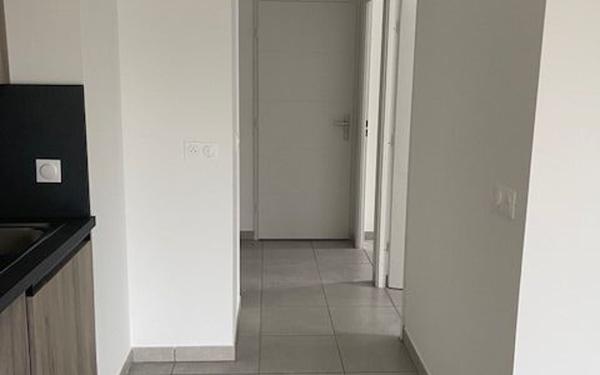 Appartement à louer    3 pièces •  Lattes