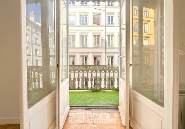 Appartement bourgeois entièrement rénové en plein coeur d’Ainay